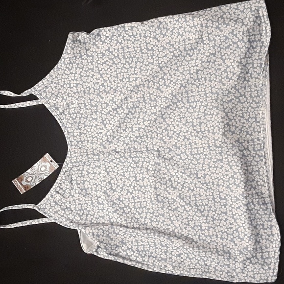Boohoo Tops - BooHoo Tank Top